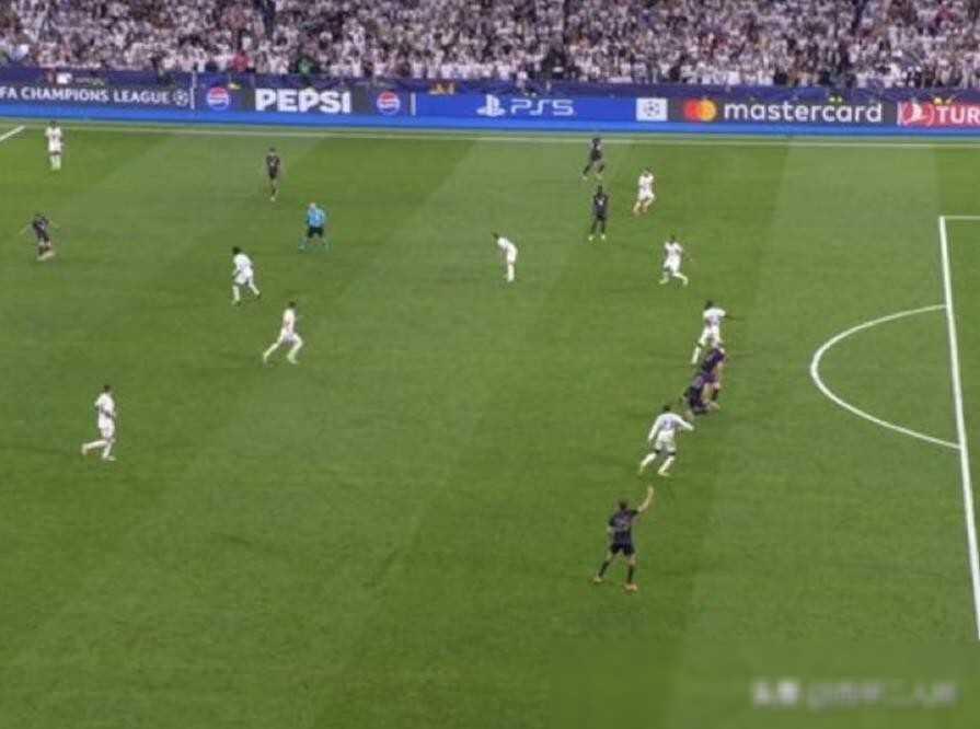 拜仁慕尼黑力克皇马,晋级欧冠半决赛 拜仁慕尼黑力克皇马,晋级欧冠半决赛