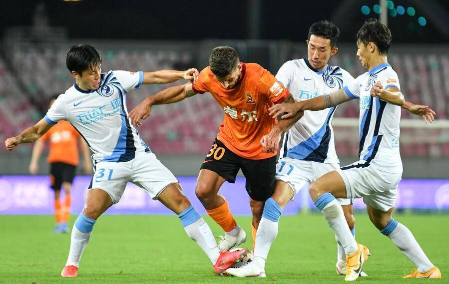 开云体育网页版-海南队外援状态神勇，助球队逆转