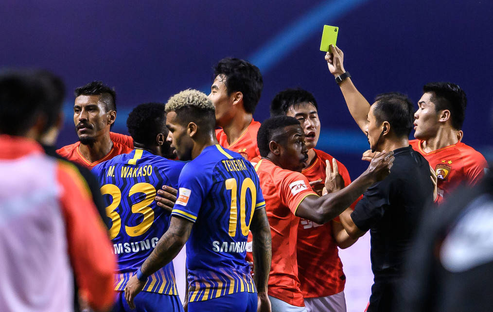 开云体育网页版-苏宁大胜恒大，波澜不惧的勇往直前战术到位