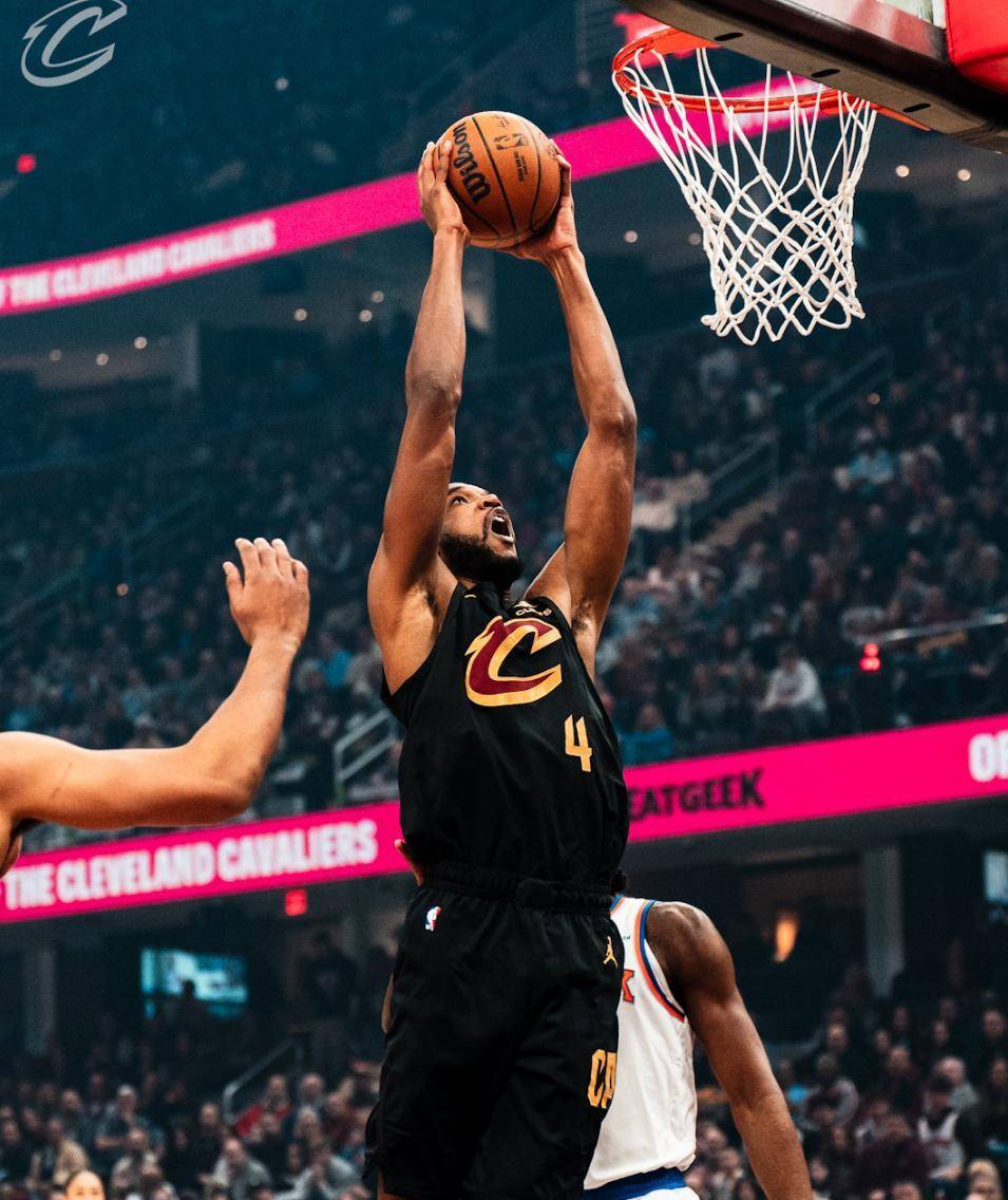 开云体育登录-爵士主场击败掘金，米切尔再度砍下+得分的简单介绍