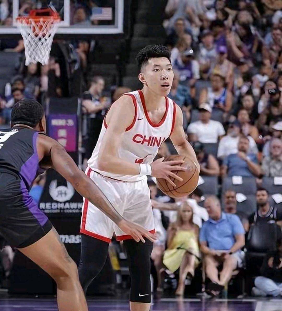 队员战术精妙，赛场上展现实力