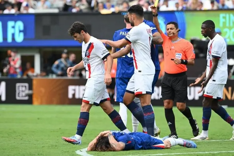 巴黎热刺尝败，小组出线形势未卜的简单介绍