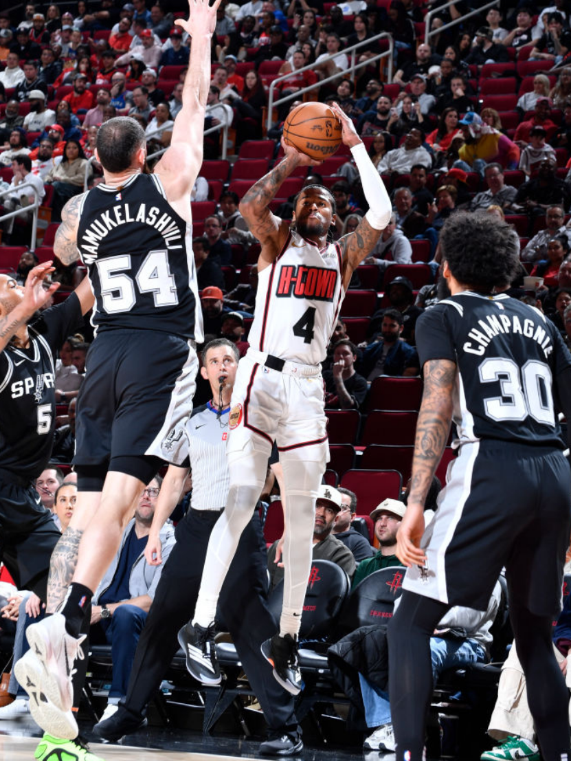 开云体育亚洲官网-火箭力克魔术，保持主场不败