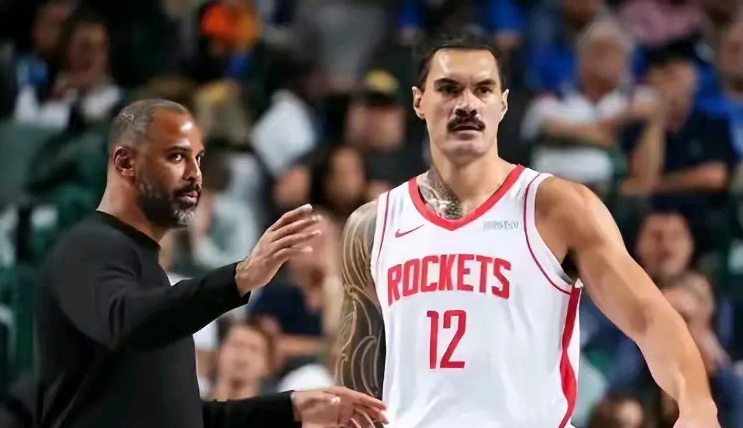 火箭力克魔术,保持主场不败 火箭力克魔术,保持主场不败