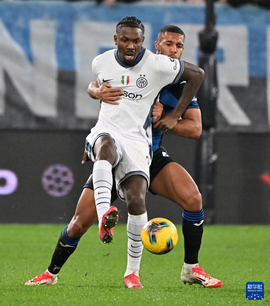 包含亚特兰大在客场战胜桑普多利亚，取得胜利的词条