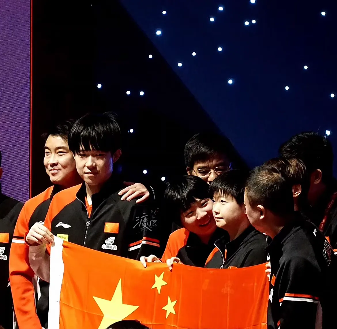 开云体育app下载-阿尔及利亚选手在比赛中大放异彩，斩获金牌